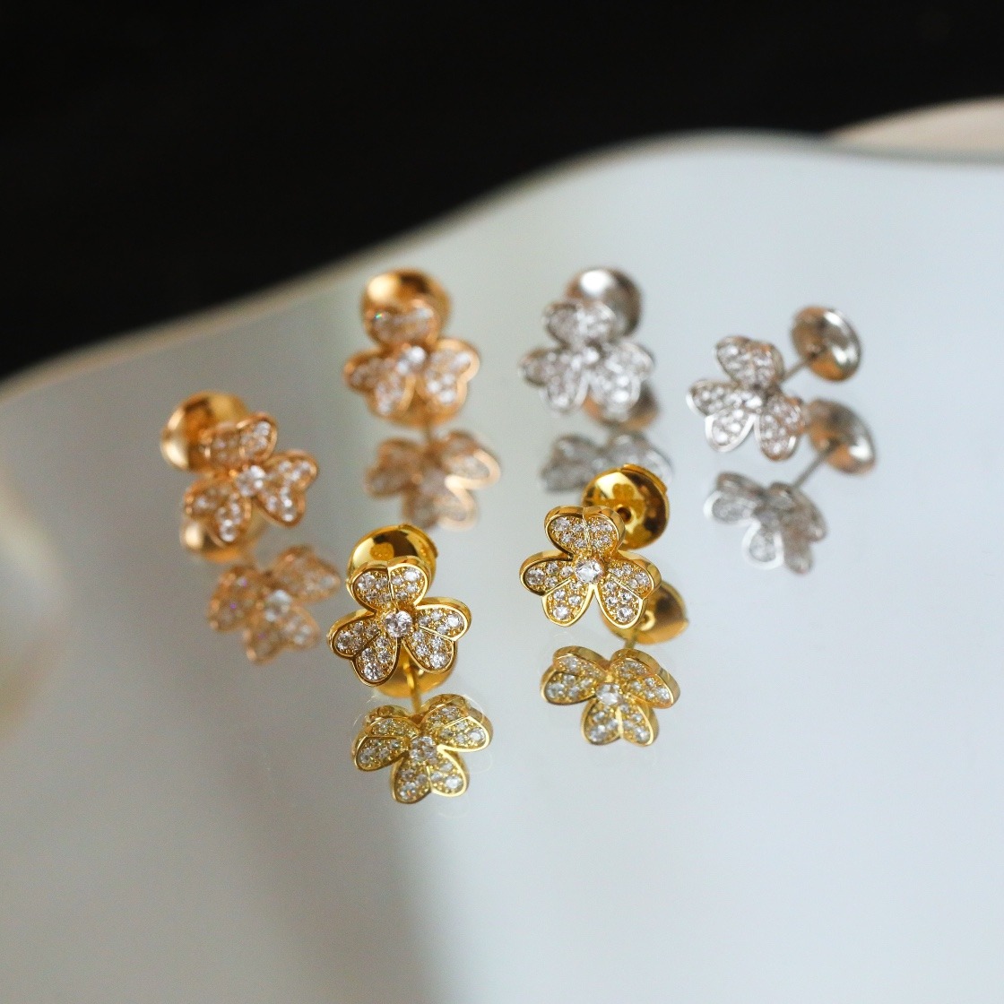 반클리프 프리볼 이어링