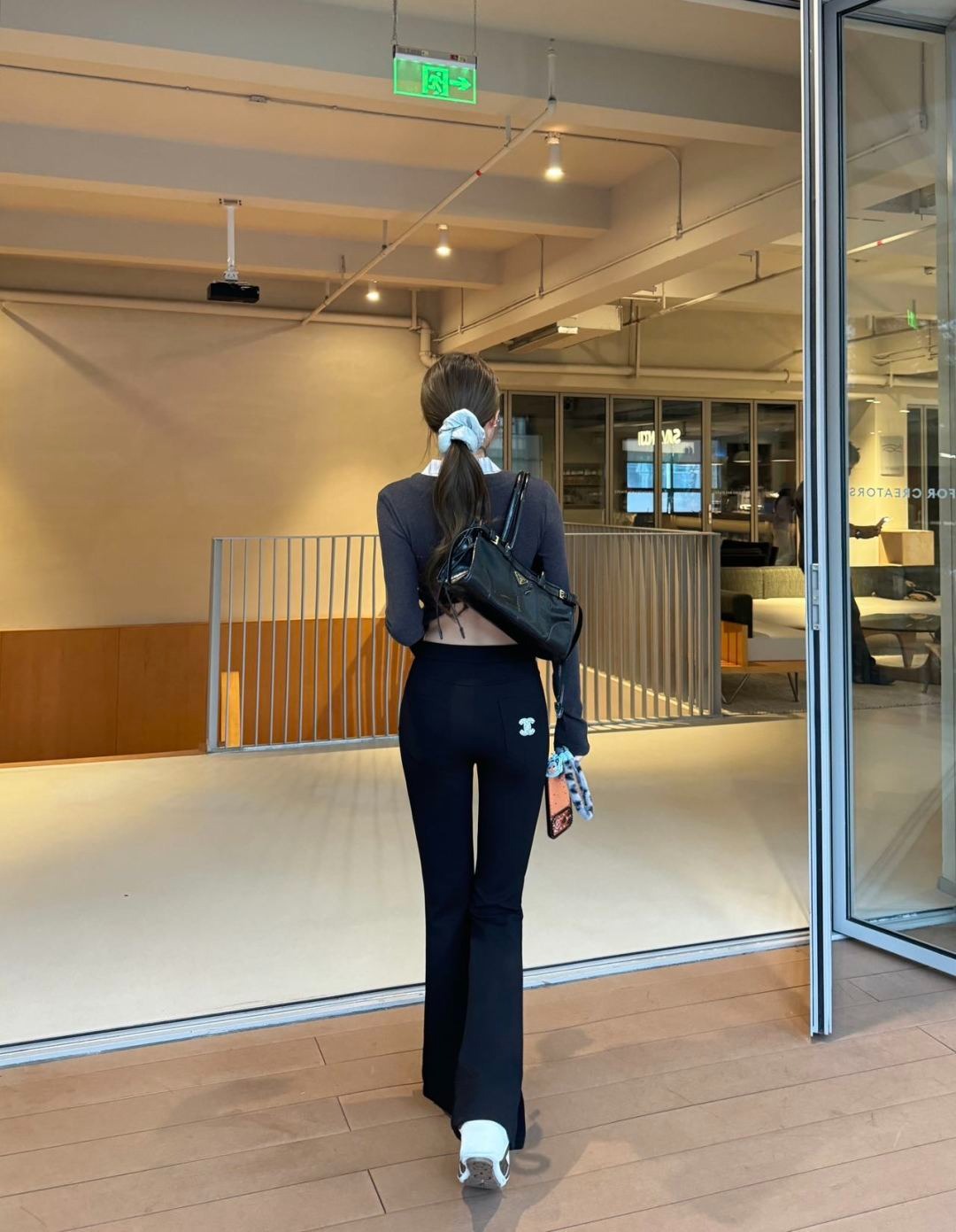 샤넬 26 신상 하이웨스트 팬츠